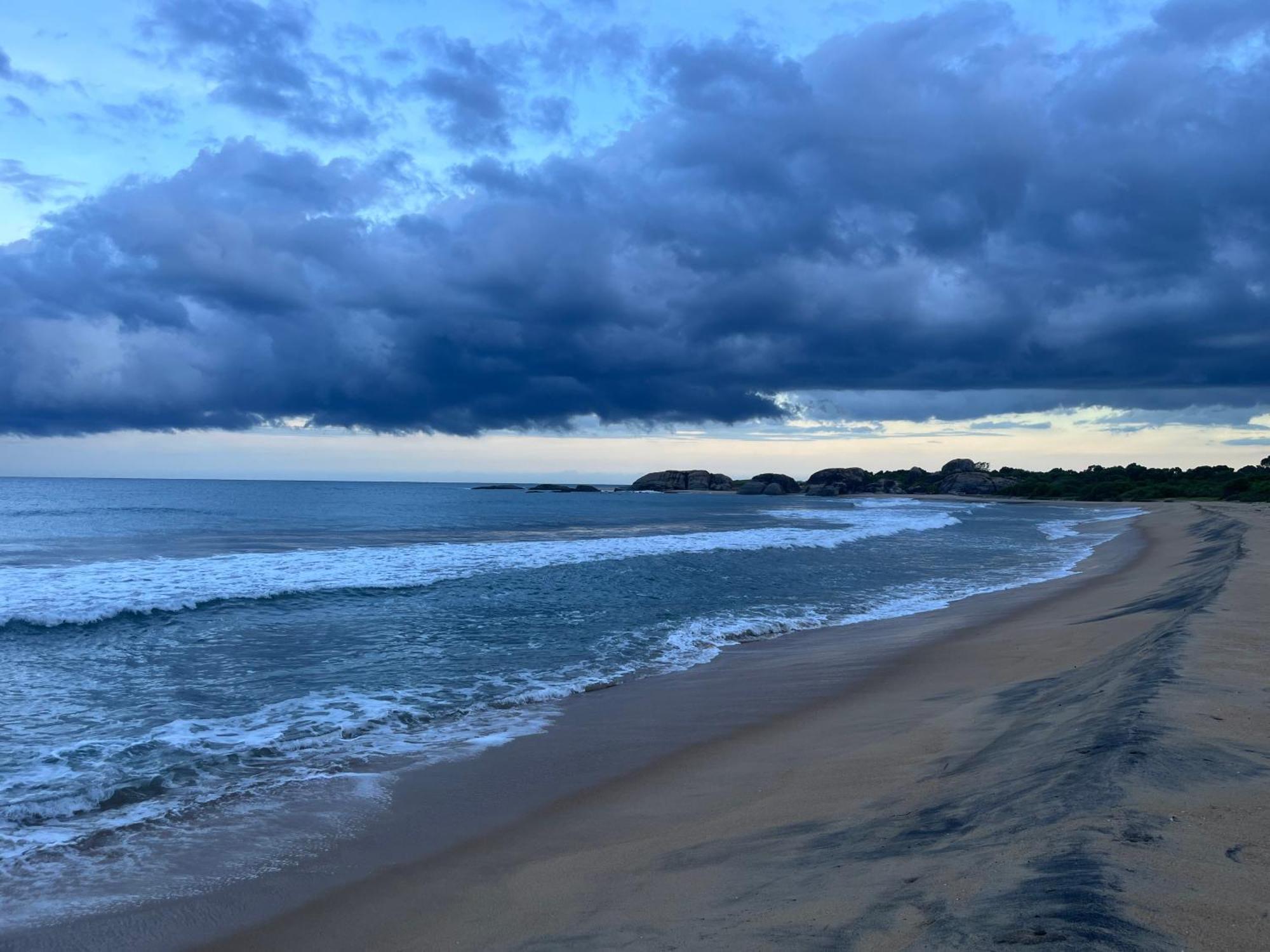 Balaji Ocean View Hotel Arugam Bay Bagian luar foto